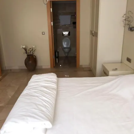Апартаменты Gold City Luxury Appartments 9 *